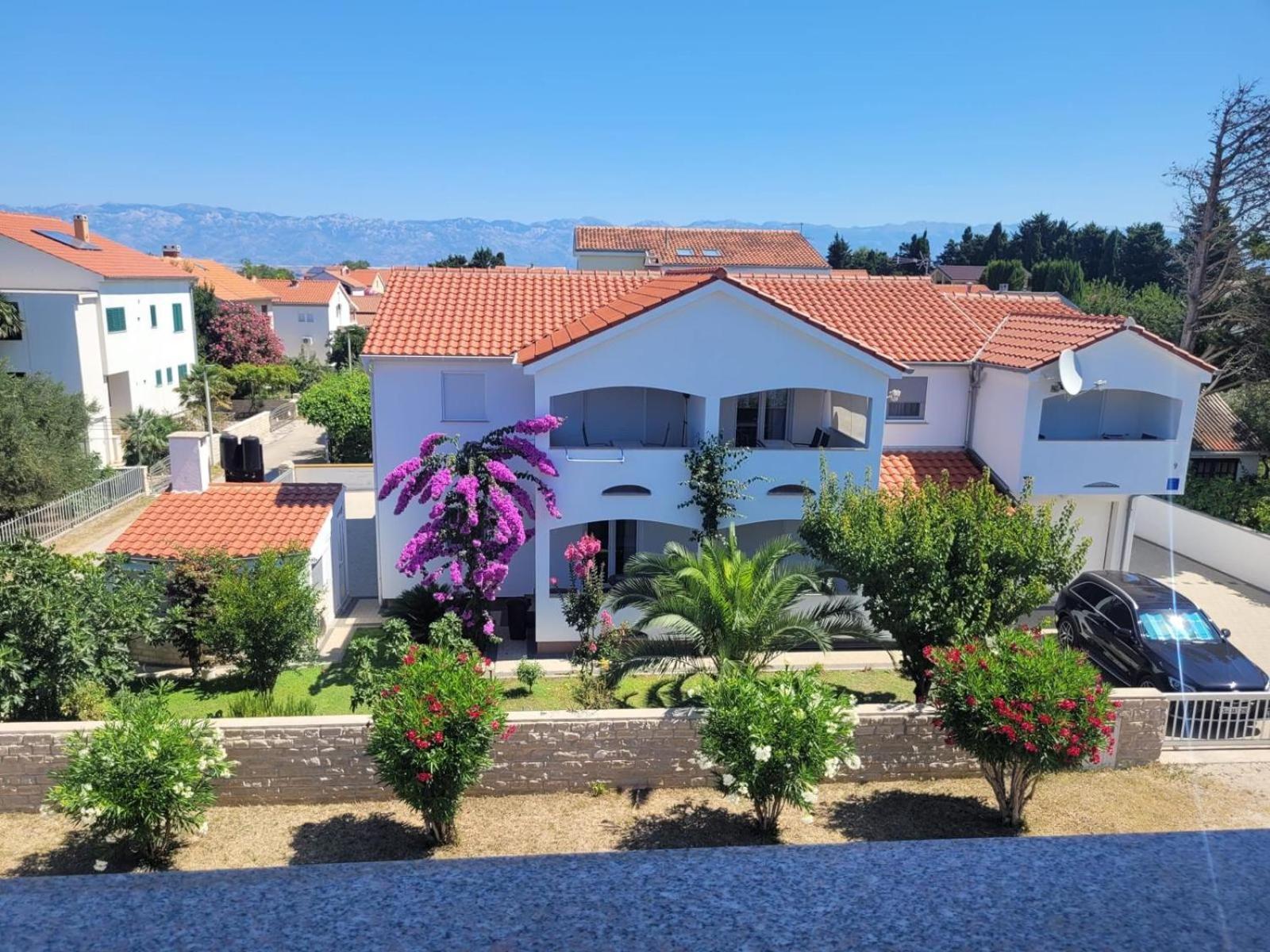 Haus Milana Apartment Nin Bagian luar foto